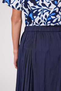 Regal Skirt